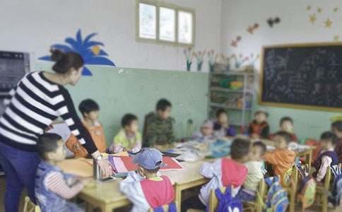幼兒園老師個人原因辭職報告